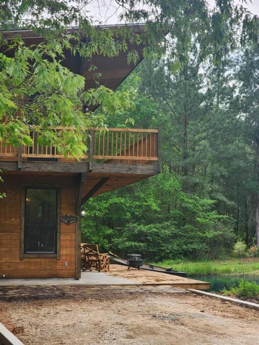 Waterfront Houston Hide Out In A Magical Forest Waller Ngoại thất bức ảnh