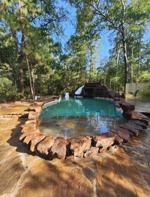 Waterfront Houston Hide Out In A Magical Forest Waller Ngoại thất bức ảnh